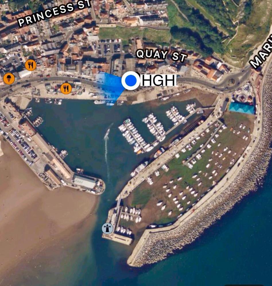 Herring Girl House - Harbourside Property, Sleeps 8 Scarborough